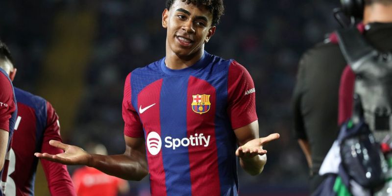 Kỷ lục Euro 2024: Những con số ấn tượng và kỷ lục đáng chú ý 3 Tìm hiểu về cầu thủ Lamine Yamal