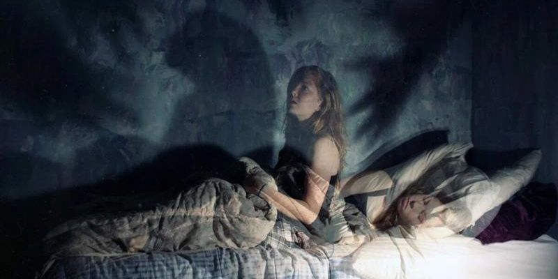 Giải mã giấc mơ nằm mơ thấy người chết- Điềm báo hay lời nhắn nhủ? 3 Những câu chuyện đằng sau những giấc mơ liên quan đến người chết