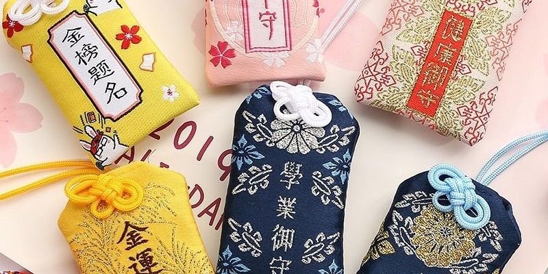 Hướng dẫn cách làm bùa đánh bài - Các bước đơn giản mà hiệu quả 2 Một số thông tin về bùa đánh bài