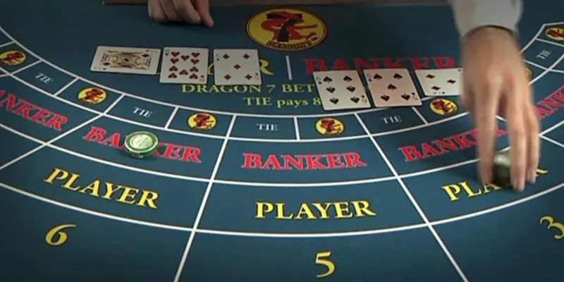 Cách đánh gấp thếp Baccarat hiệu quả: Chiến lược từ cao thủ 3 Khám phá ưu điểm và nhược điểm của cách đánh gấp thếp