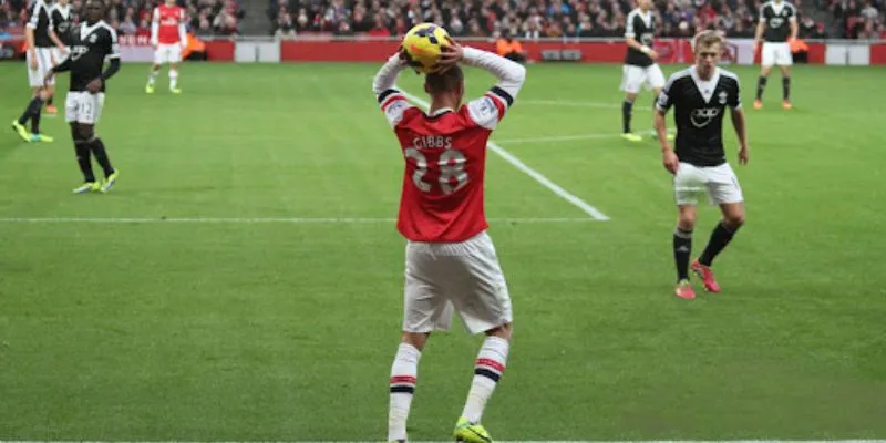 Mẹo soi kèo ném biên thông minh giúp người mới dễ dàng thắng lớn 2 Tổng hợp các yếu tố ảnh hưởng đến kèo ném biên