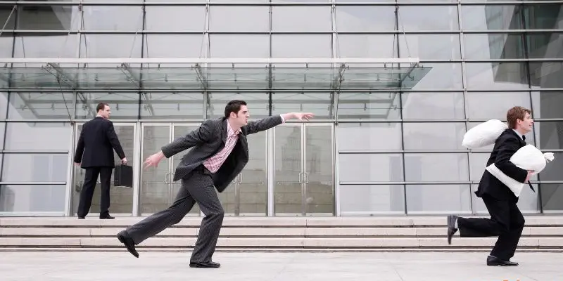 Nằm mơ thấy bị rượt đuổi - Cách chọn số lô đề may mắn 3 Nằm mơ thấy bị rượt đuổi đem đến các con số may mắn