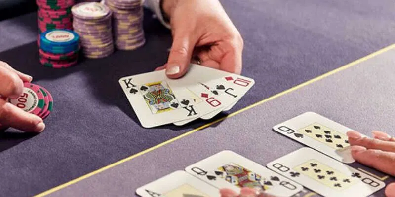 Mẹo chơi Bài Tấn: Cách giữ quân chủ lực để phản công bất ngờ 3 Những kiểu bài thường gặp trong tấn